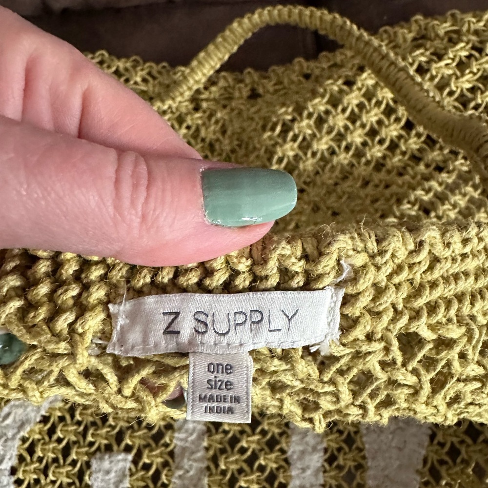 SUN Woven Tote Bag in yellow - Picture 2 of 2